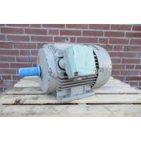 .4 KW 960 RPM Asmaat 38mm. Used.